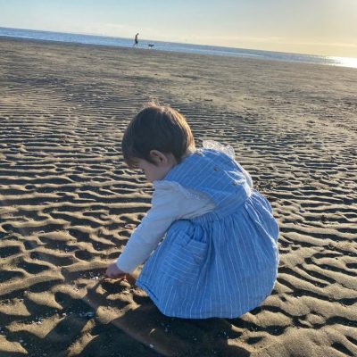 enfant à la plage